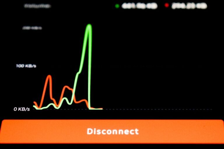 Network Traffic Baselines: How to Spot Anomalies in Your Daily Bandwidth Reports